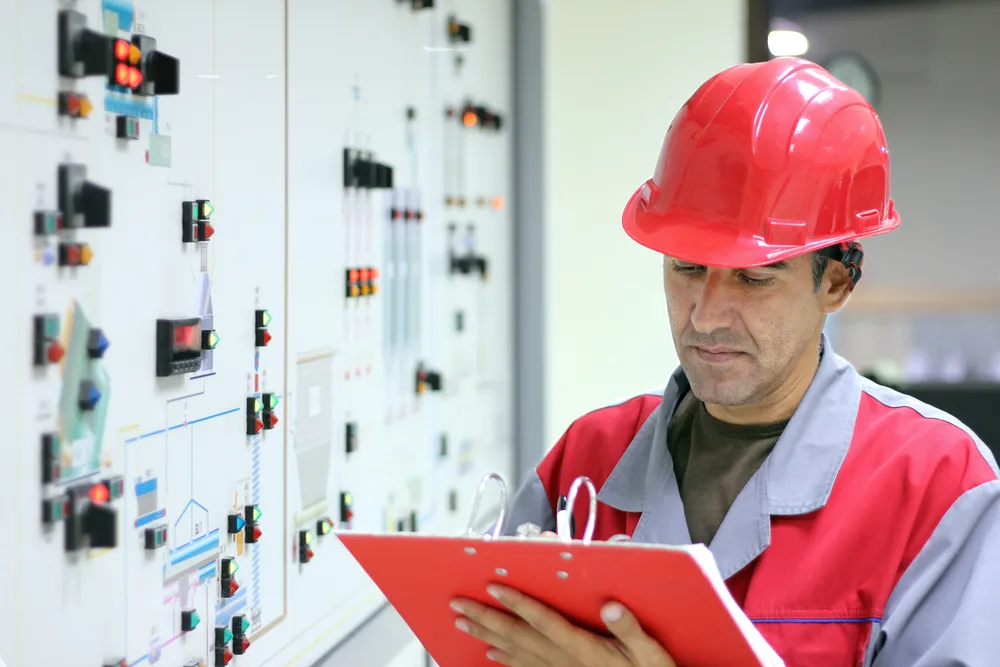 ETS: Polak pracujący wyłącznie za granicą nie podlega polskiemu ZUS