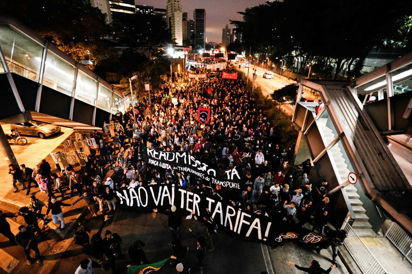 1827358-protesty-w-brazylii.jpg