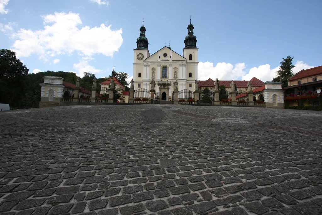 Samorządom brakuje na stare pałace