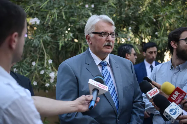 Waszczykowski: Temat katastrofy smoleńskiej był istotnym elementem rozmowy Macierewicza z papieżem