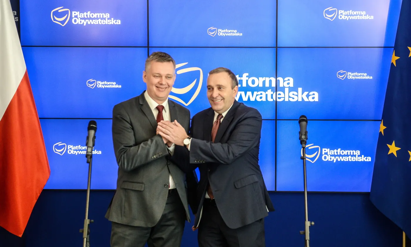 Schetyna do działaczy PO: Wyprowadzimy milion ludzi na ulicę