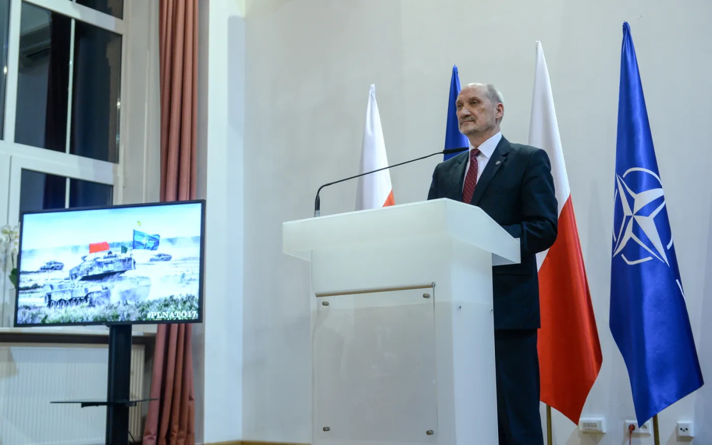 Kreml: Wypowiedź Macierewicza w sprawie katastrofy smoleńskiej "bezpodstawna"