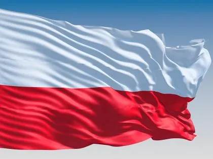 Polska flaga fot. shutterstock.com