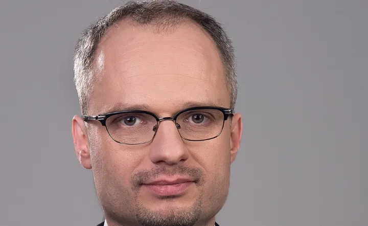 Kancelaria CDZ doradzała przy sprzedaży akcji Centrum Mobilnych Technologii S.A.