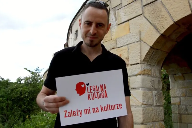 2994341-abradab-marcin-marten.jpg