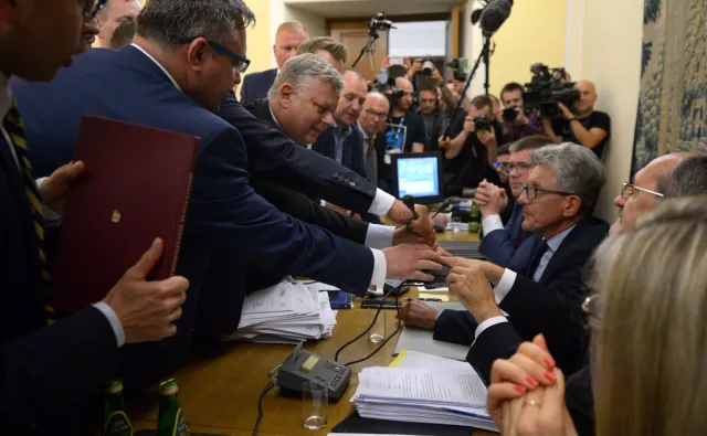 Piotrowicz: Zachowanie opozycji na komisji sprawiedliwości - godzące w podstawy demokracji