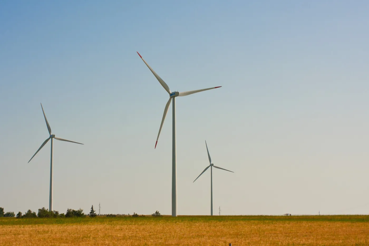 Elektrownie wiatrowe bez nadzoru?