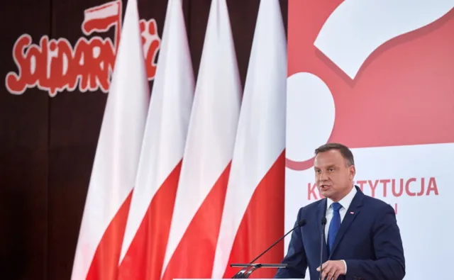 Prezydent: Obecna konstytucja jest konstytucją mniejszości