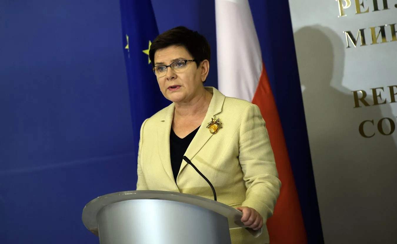 Premier: Rekonstrukcję rządu się robi, a nie opowiada się o niej
