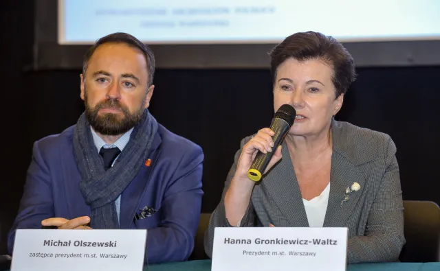 Sasin: Hanna Gronkiewicz-Waltz jest świadomie bezczynna ws. pomników smoleńskich