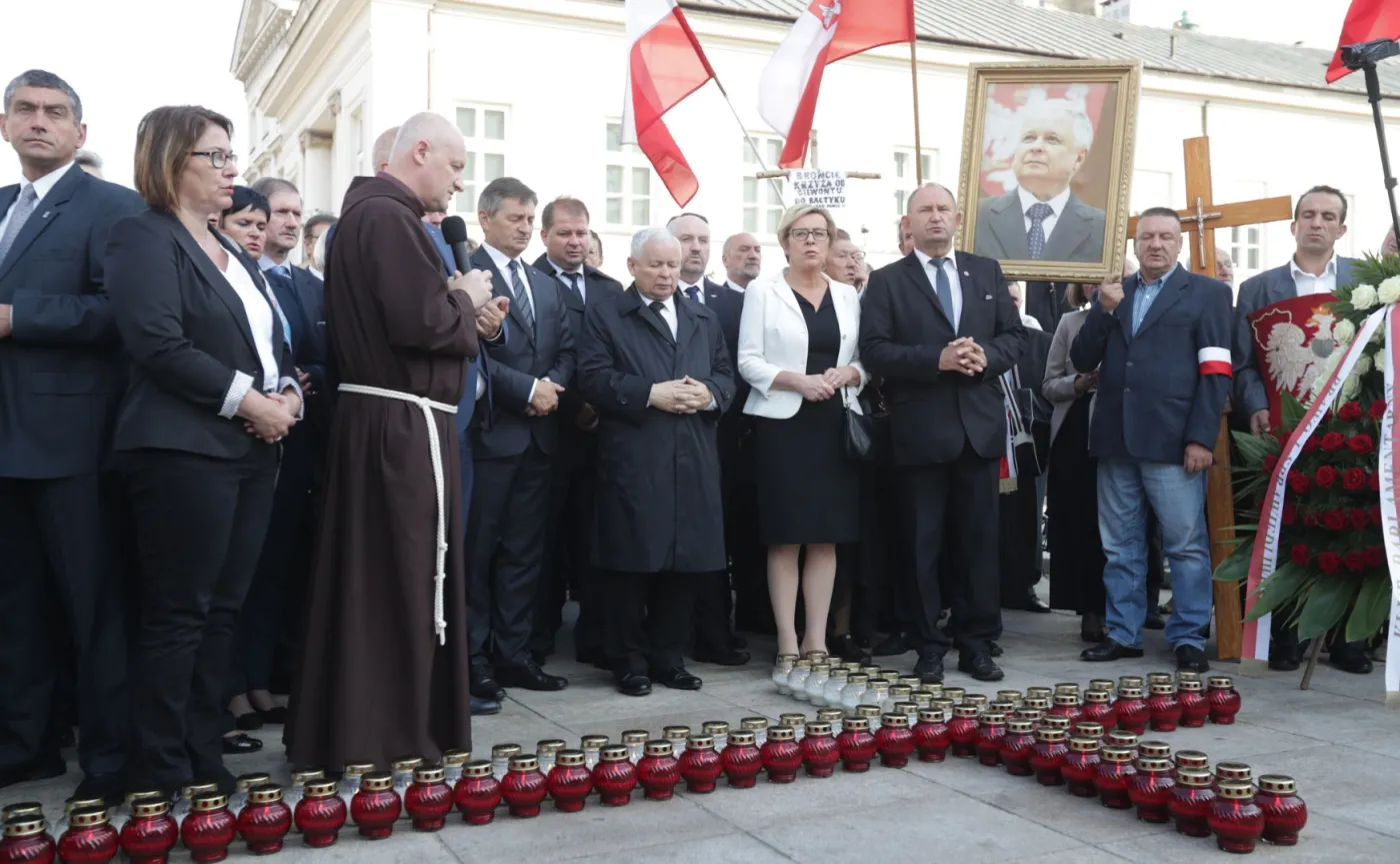 Luka w nowym prawie? Pomimo miesięcznicy, można organizować zgromadzenia