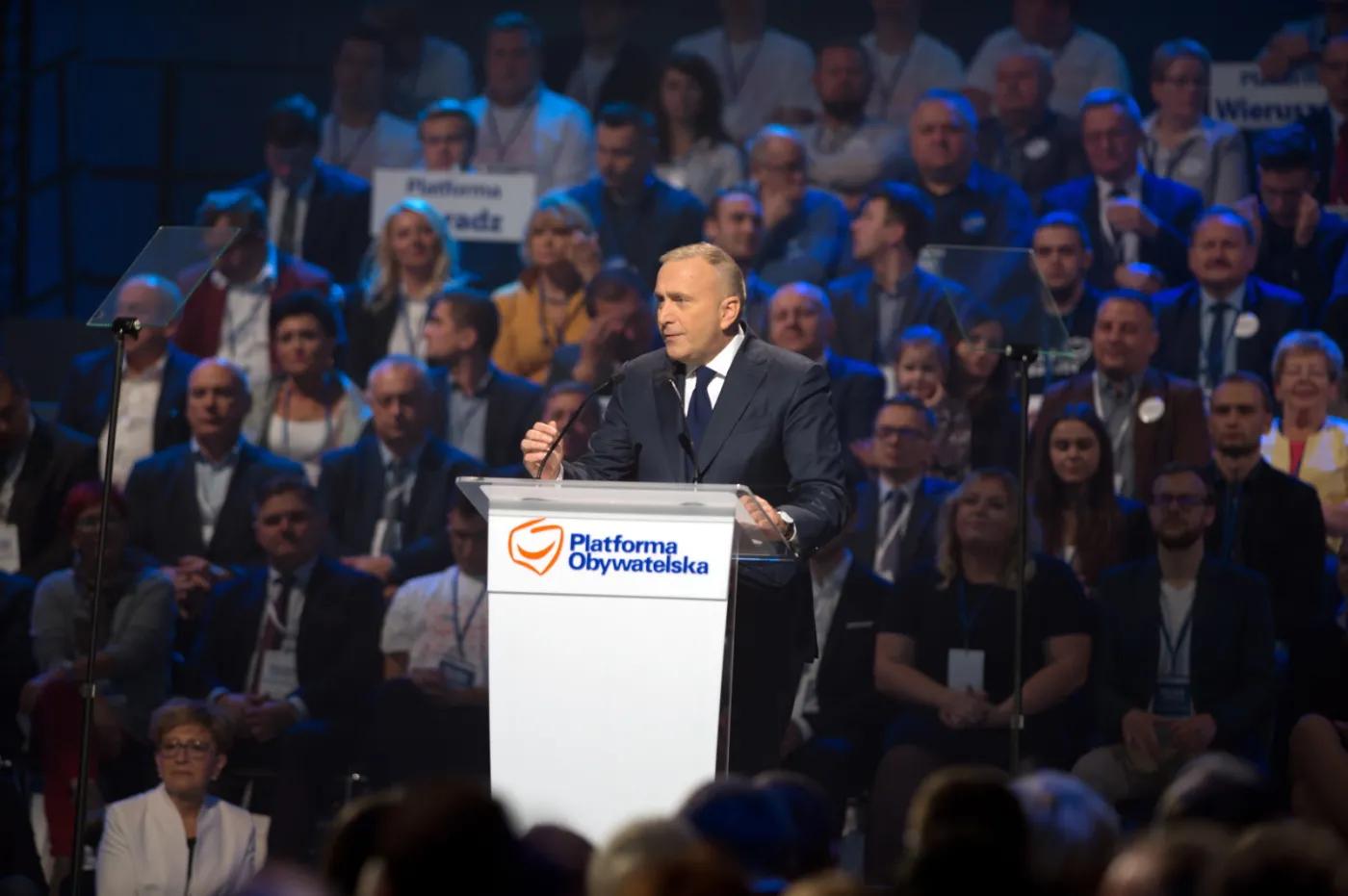 "Dopóki opozycja nie przedstawia alternatywnych rozwiązań, nie ma większych szans"