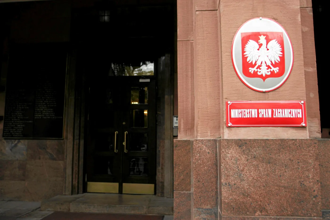 Projekt budżetu grozi cięciami. Zagrożone plany MSZ