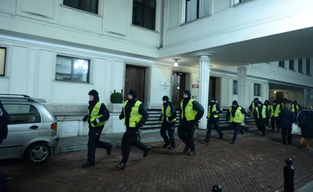 NSZZ Policjantów: Policjanci pod Sejmem działali w granicach prawa