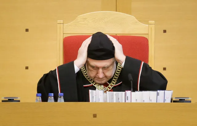 500 plus, spór o TK, strajk kobiet... Oto najważniejsze wydarzenia społeczne 2016 roku [KALENDARIUM]