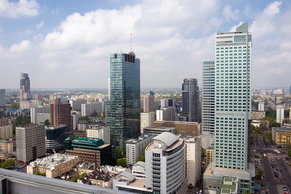 Warszawa chce wybudować 6 wielkich podziemnych parkingów w centrum za 400 mln zł