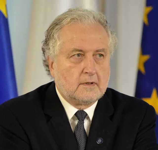 Sąd: Nie będzie śledztwa ws. decyzji Rzeplińskiego o składzie TK