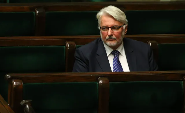 Samotna szarża, czyli Waszczykowski wali głową w mur