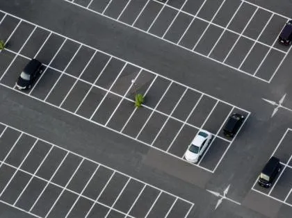 Kilka miejsc parkingowych to problem z odliczeniem VAT