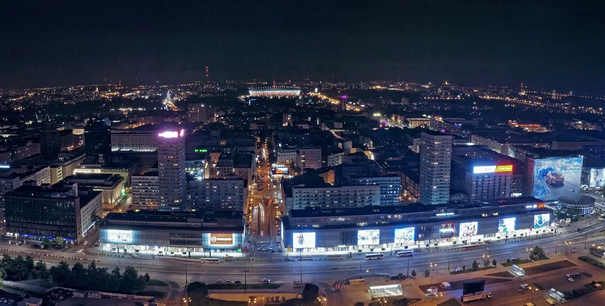 Warszawa wczoraj i dziś [ZOBACZ]