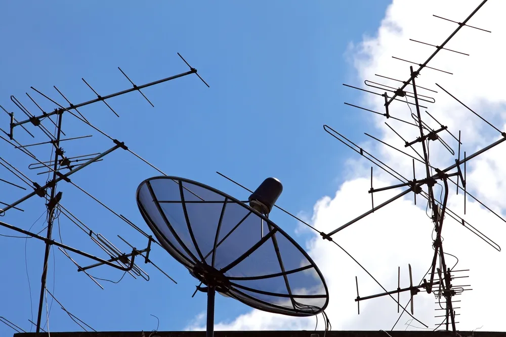 Sposób na internet w białej plamie: sieć z satelity