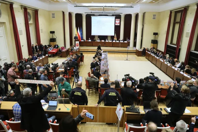 98 proc. bonifikata przy przekształceniu prawa użytkowania wieczystego we własność przywrócona. Rada Warszawy przyjęła uchwałę