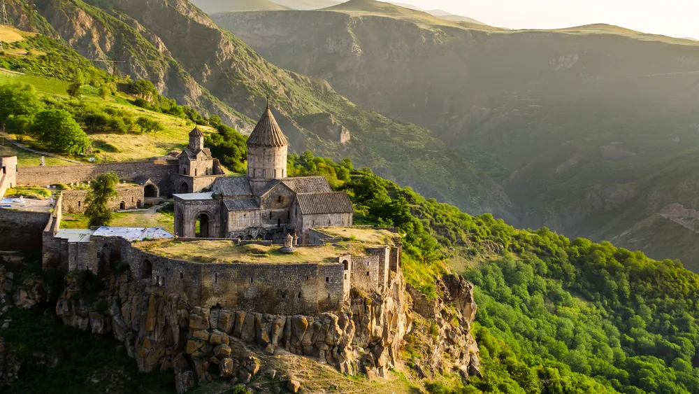 Dilidżan, Tatew i Chor Wirap. Miejsca, które warto zobaczyć w Armenii