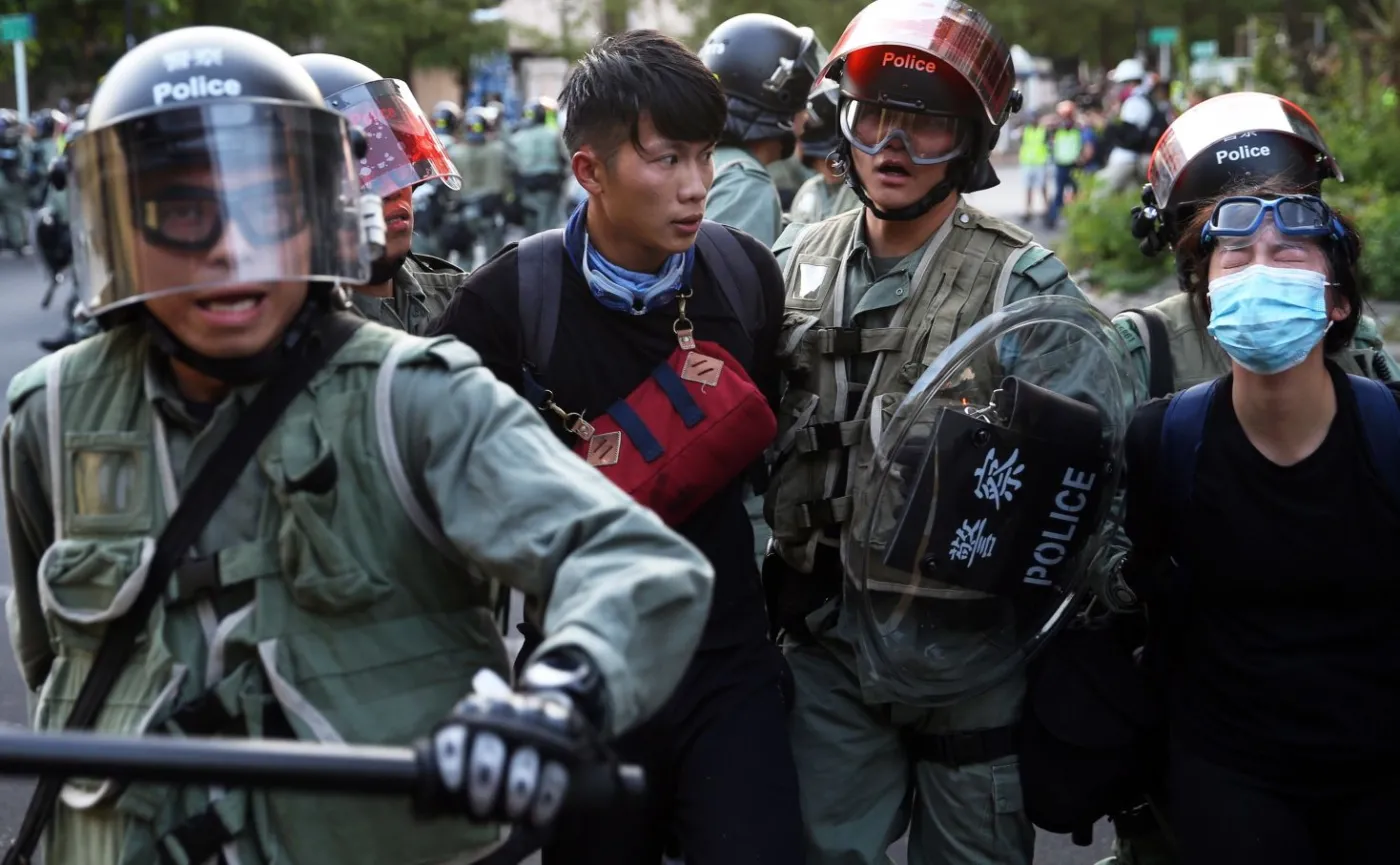 Hongkong: Po 11 dniach oblężenia policja weszła na kampus PolyU