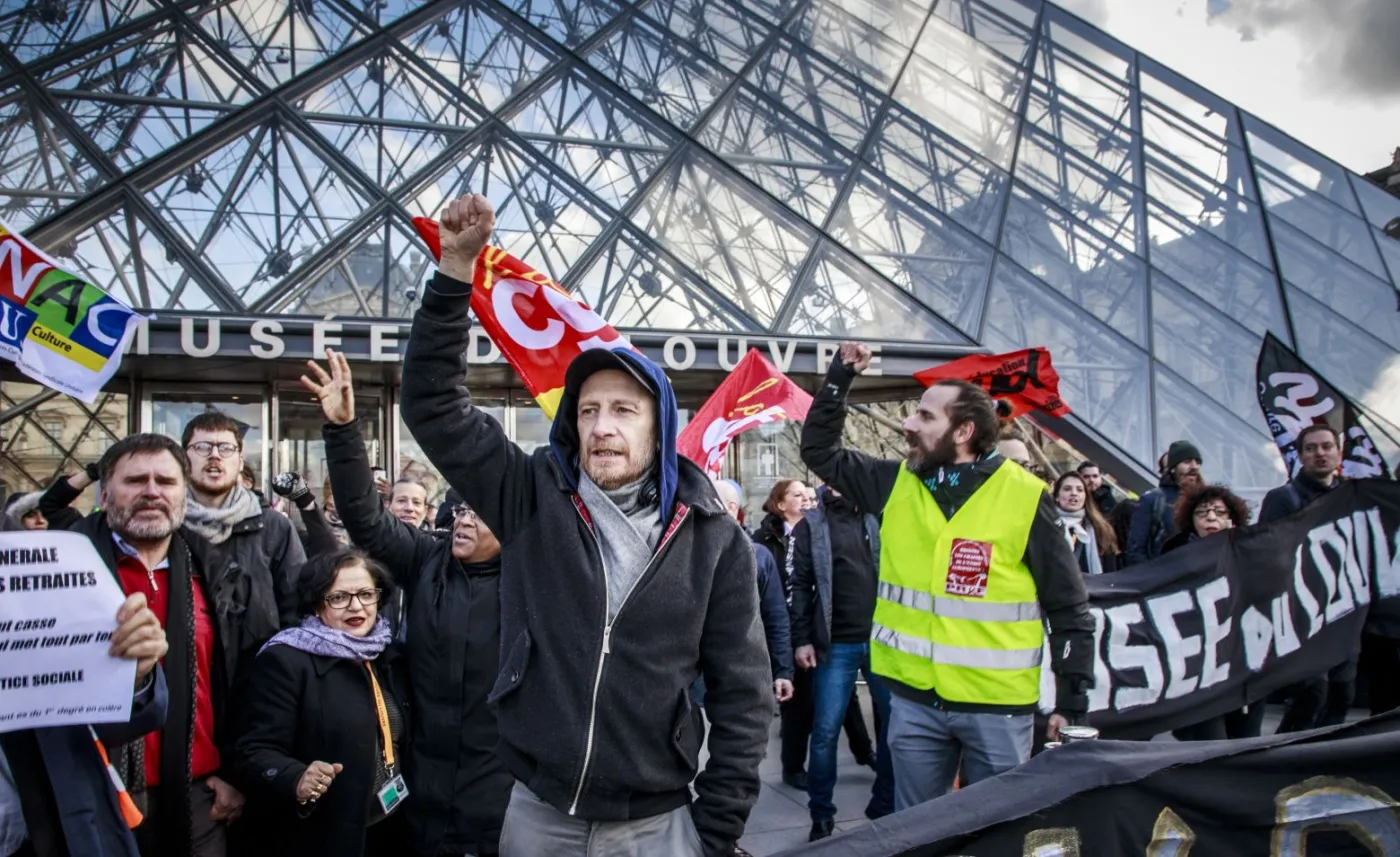 Francja. Związkowcy blokują dostawy prądu; ministrom grożono śmiercią