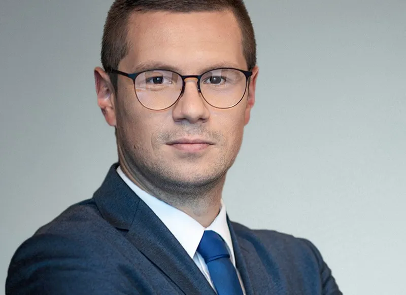4479659-norbert-frosztega-002.jpg
