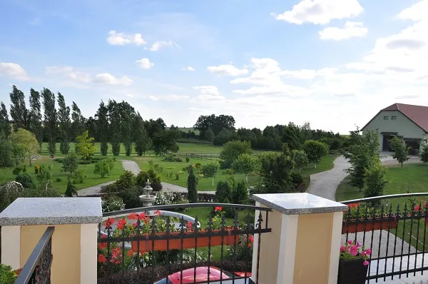 4524337-2-dworek-panorama-1.jpg