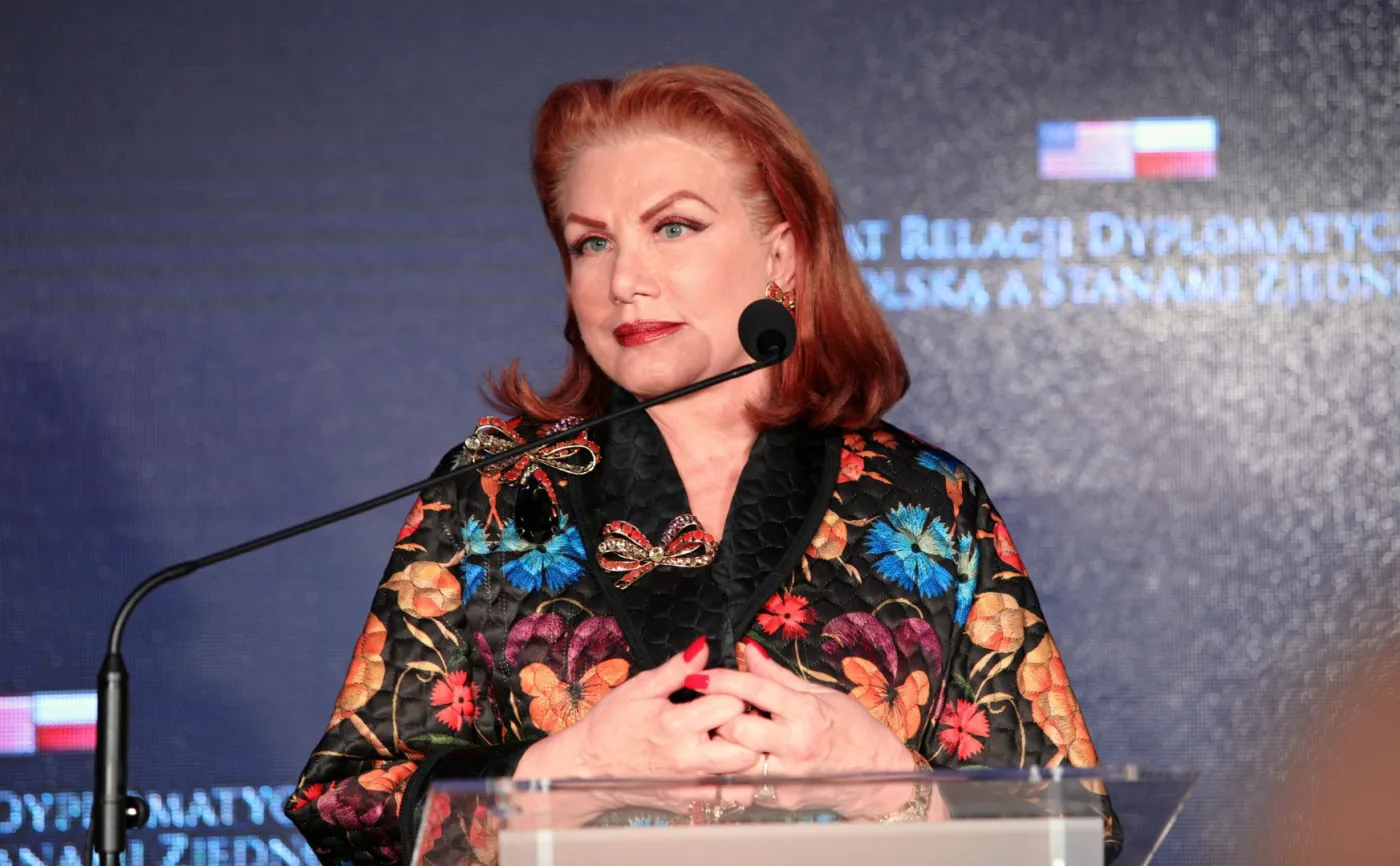 Mosbacher ostrzega przed zakupem urządzeń technologii 5G od Chin