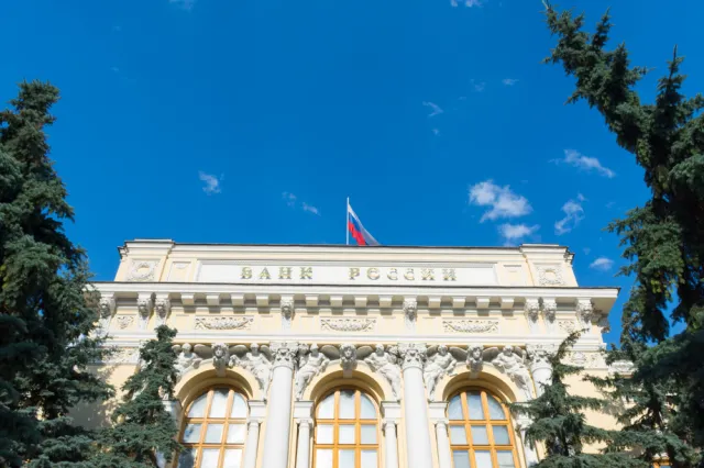 Bankier, który zadarł z Kremlem, walczy o azyl w Polsce