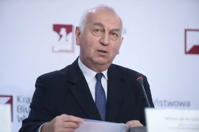 PKW: Odnotowano 64 incydenty z naruszeniem ciszy wyborczej. Głosowanie bez przeszkód