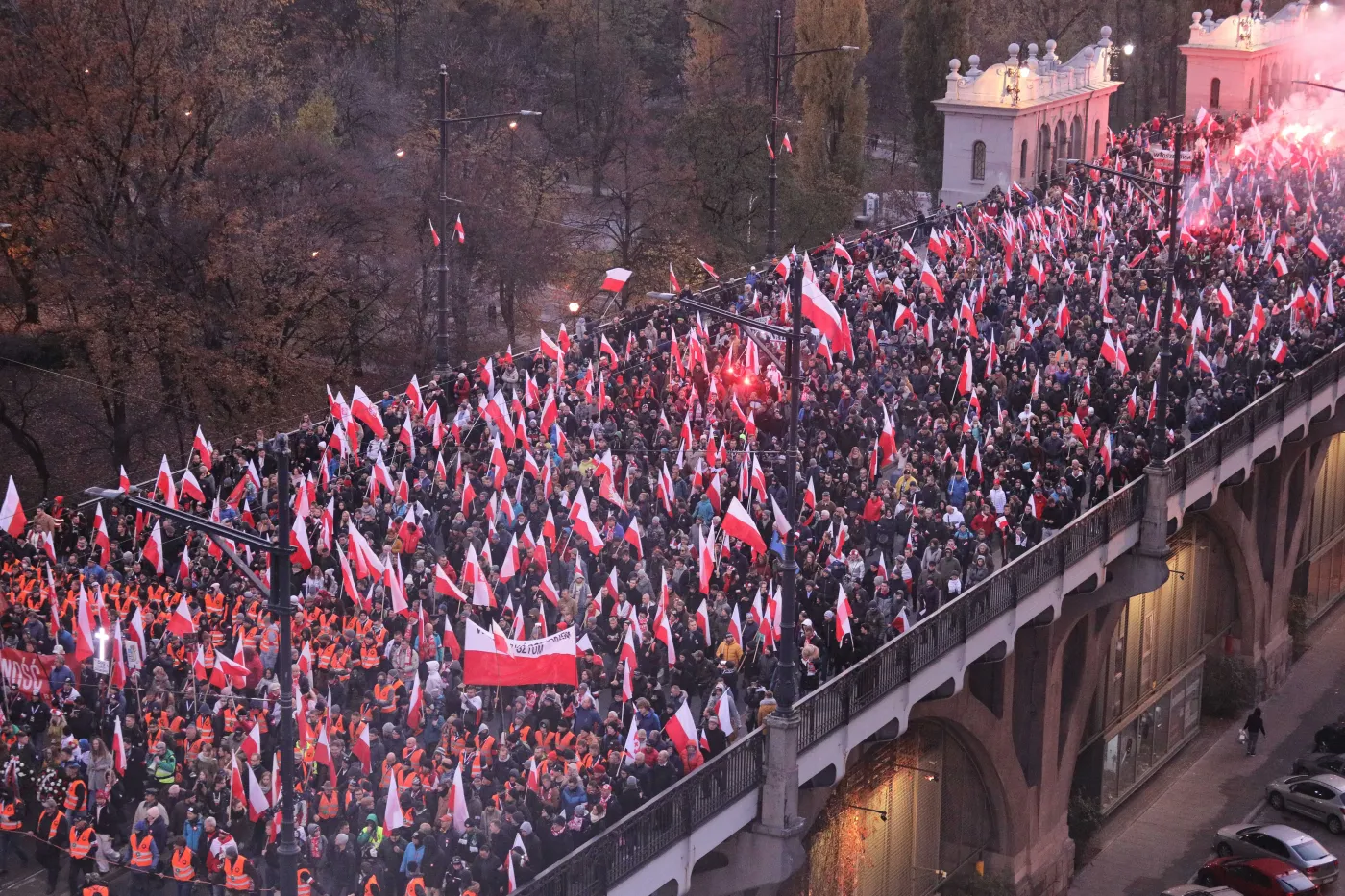 4365052-marsz-niepodleglosci.jpg