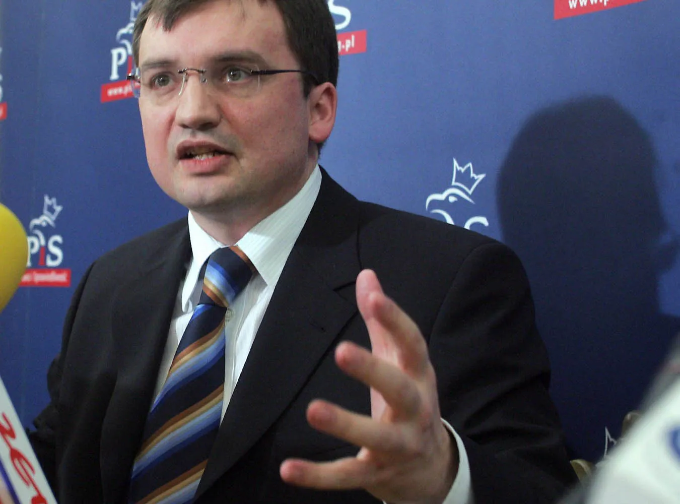 Minister Ziobro odbija piłeczkę