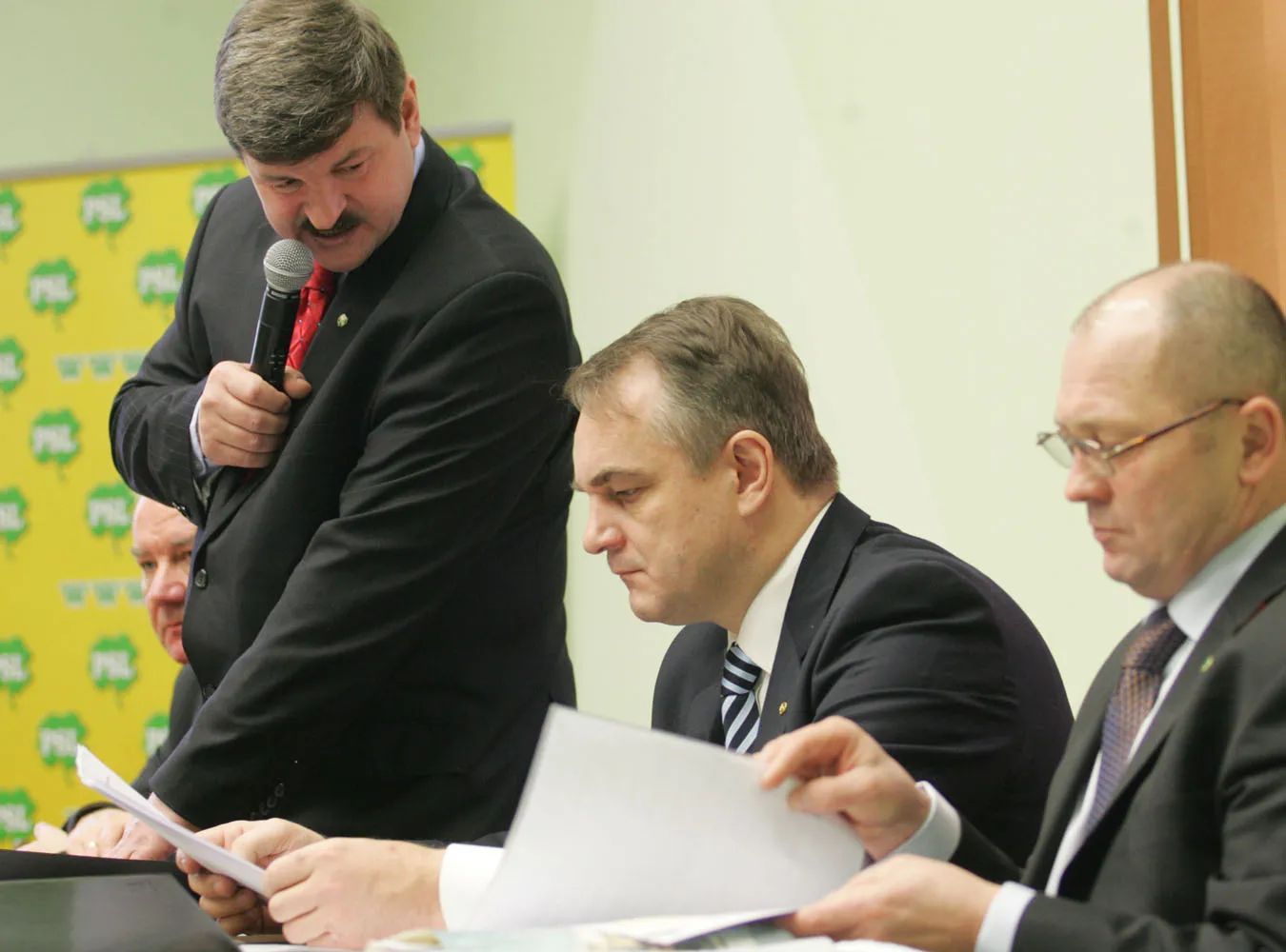Polskie Stronnictwo Ludowe przygotowało projekt ustawy, na podstawie której budżet państwa pokryje koszt składek polskich rolników działających w międzynarodowych organizacjach