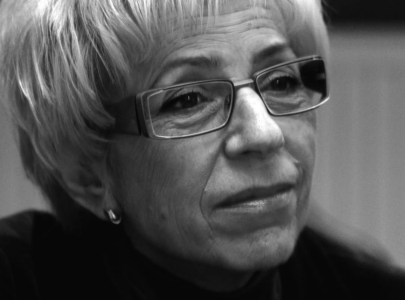 13.11.2007 Lublin Uniwersytet Marii Slodowskiej Curie Wydzial Politologii salon Polityki spotkanie studentow z Janina Paradowska



fot Wojciech Jargilo