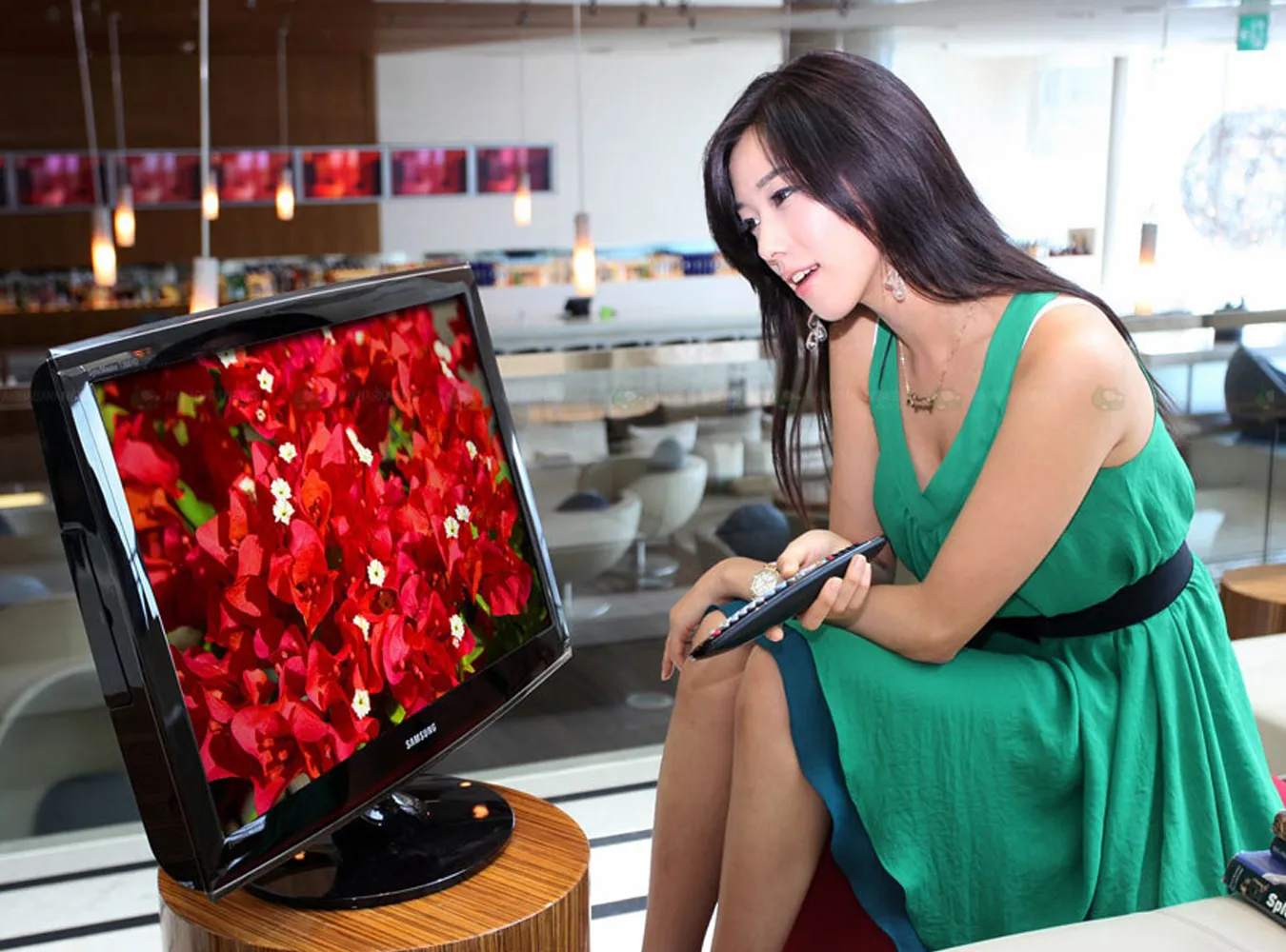 Modelki Samsunga równie ładne co ich LCD TV
