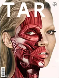 Kate Moss obdarta ze skóry
