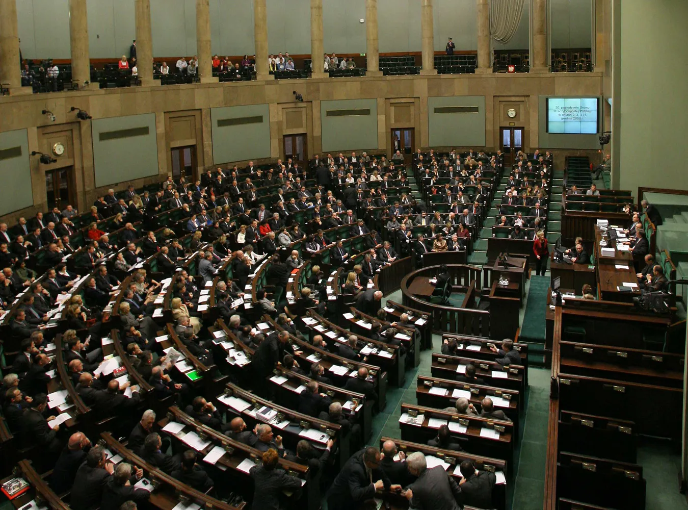 PO chce zawodowych posłów