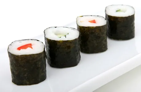 fr_19sushi_207430a_1246675.jpg