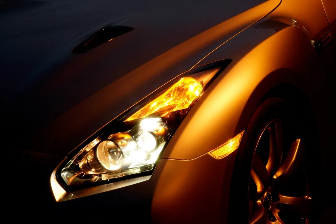 fr_nissan7_65321a_173583.jpg