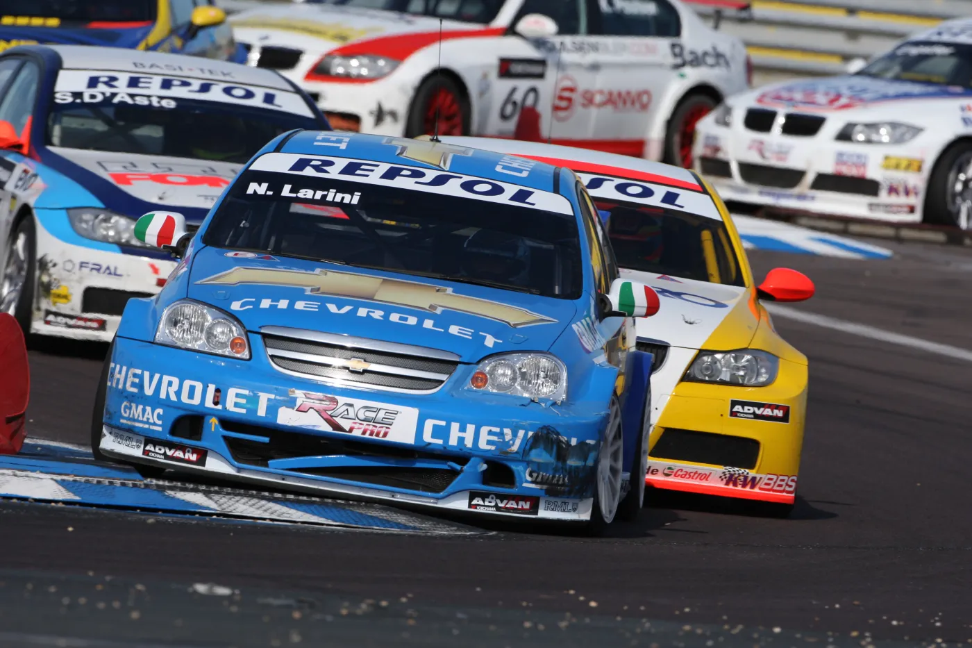 fr_wtcc3_118722a_479561.jpg