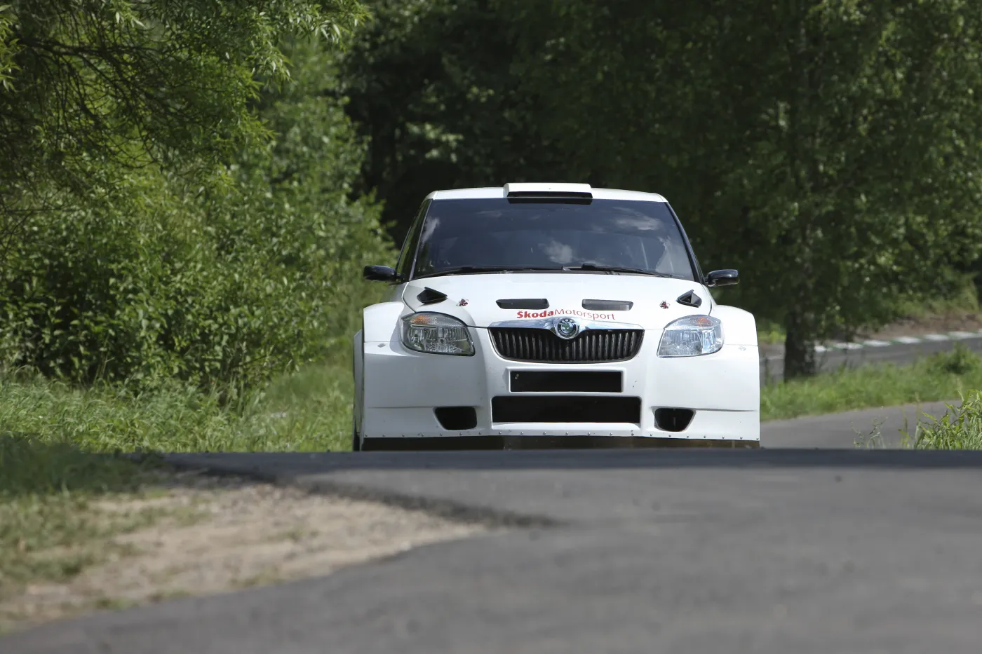 fr_skoda4_103004a_352430.jpg