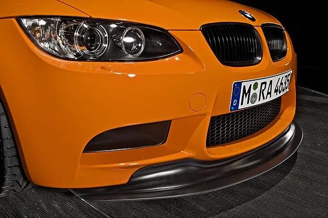 fr_bmw11_256470a_954438.jpg
