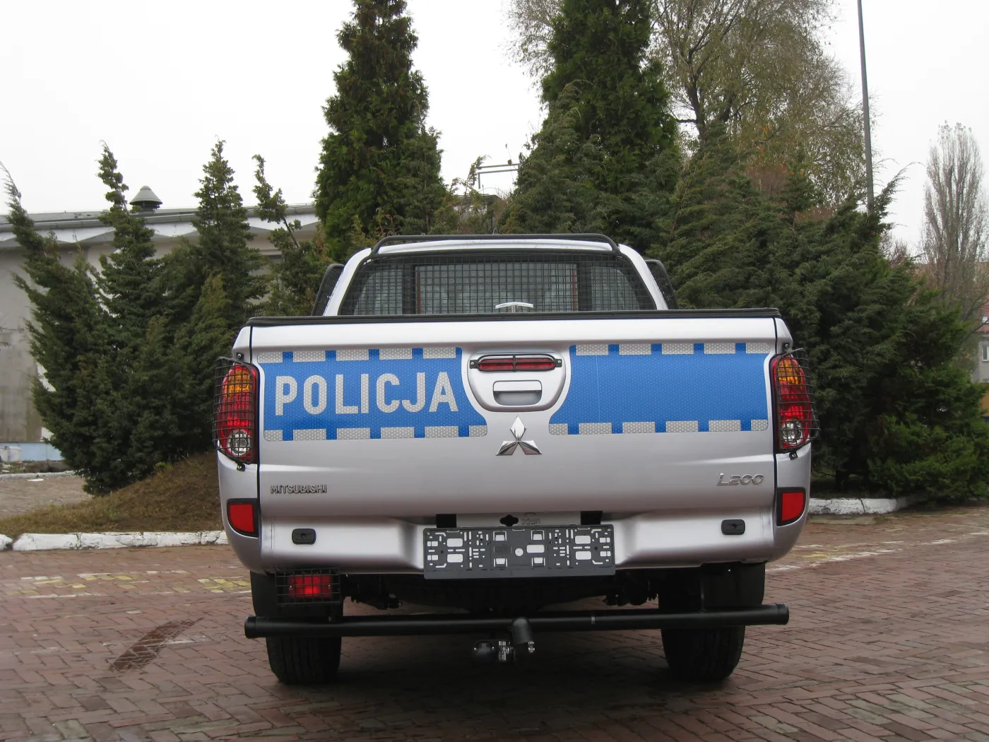 fr_mitsu2_256925a_966092.jpg