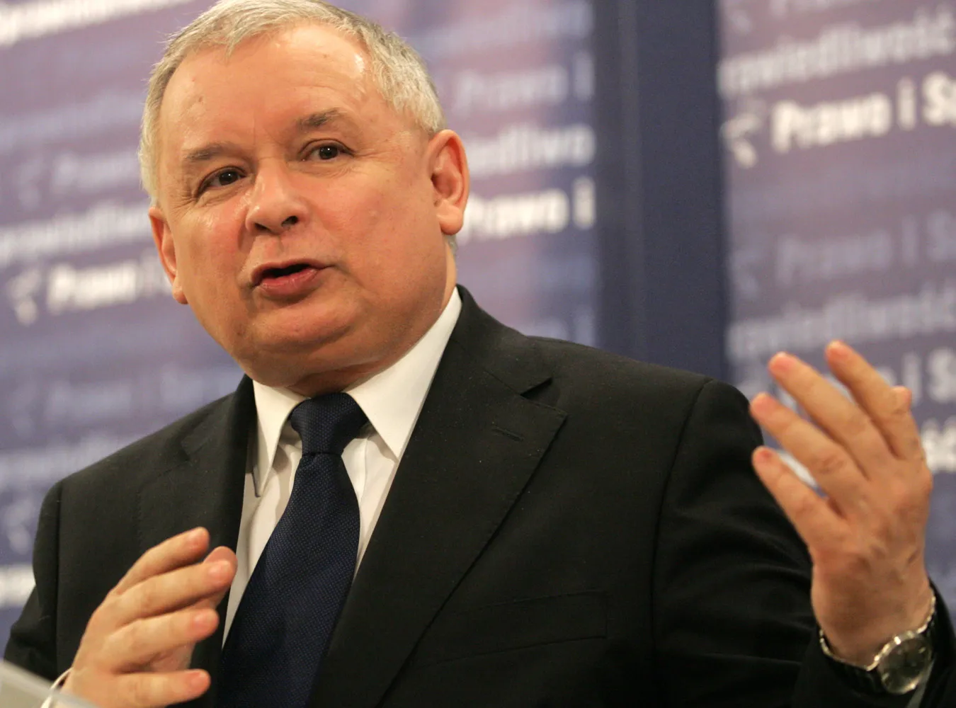Kaczyński wyciąga rękę do  quot;wykształciuchów quot;
