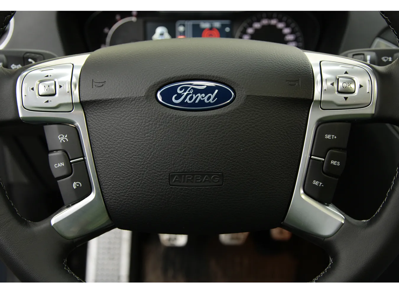 1862764-ford-mondeo-test-4.jpg