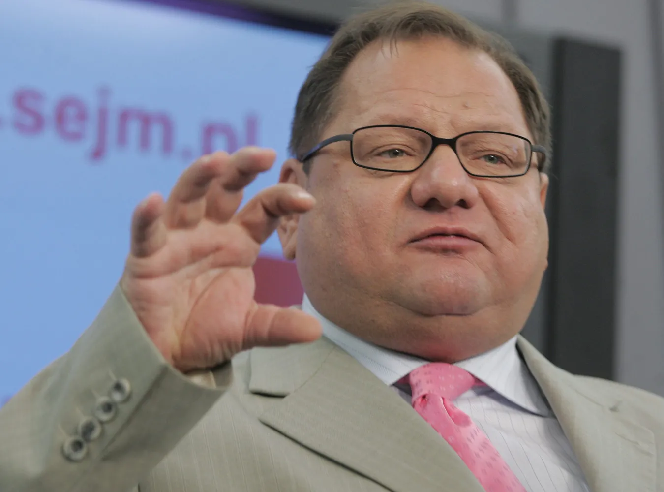 Według Ryszarda Kalisza wszyscy zapłacimy za błędy Macierewicza